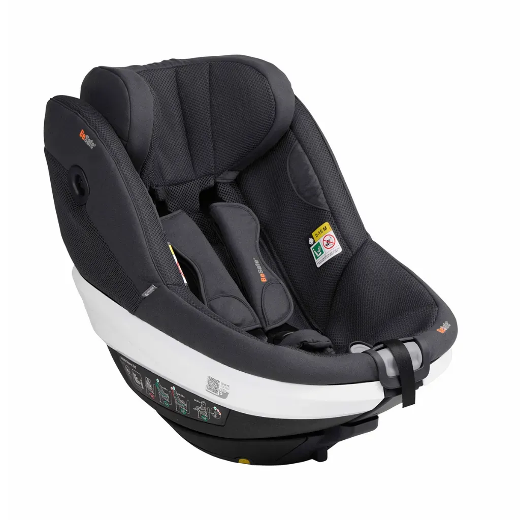 Foteliki przodem i tyłem